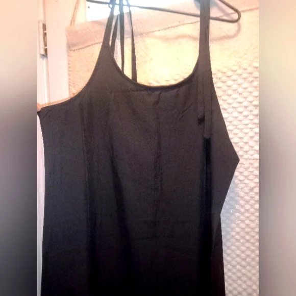 Cute long dress 👗🖤🥰 - Picture 4 of 7